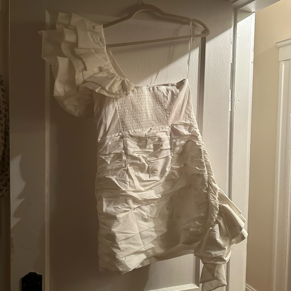 Celia B Bali Dress medium- Worn once - Picture 4 of 5